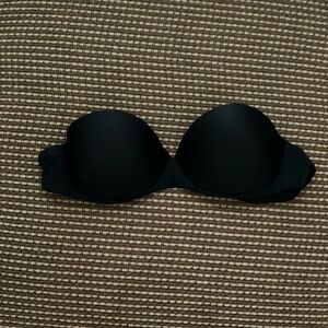Gilligan & O’Malley strapless bra size 34A black